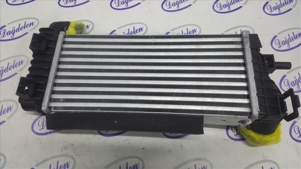 2011-2015 FOCUS İNTERCOOLER RADYATÖRÜ (BEHR-1.6 DZL/YAN SAN)