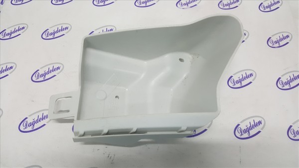 2015-2018 FOCUS ARKA TAMPON BAĞLANTI BRAKETİ SAĞ (SEDAN)