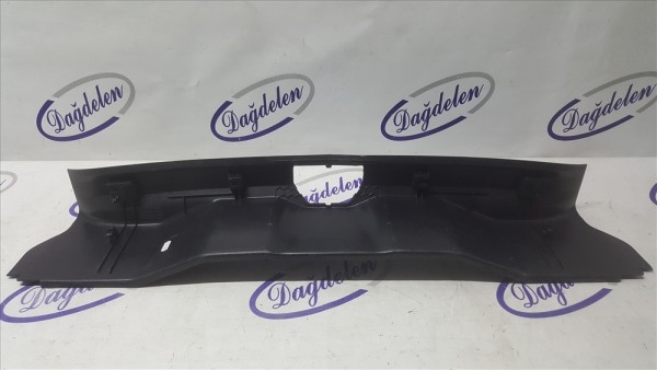 2018 FOCUS PANEL ARKA ÜST KAPLAMA BAKALİTİ (ÇIKMA)