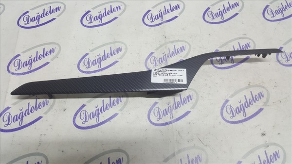 2018 FOCUS SAĞ ÖN KAPI PANEL ÇITASI ÜST