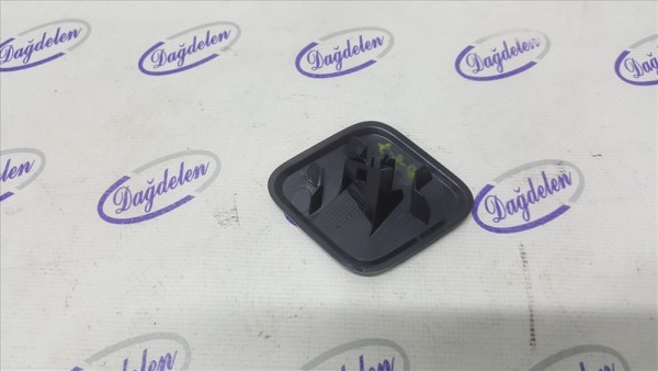 2015-2018 FOCUS SAĞ FAR YIKAMA KAPAK