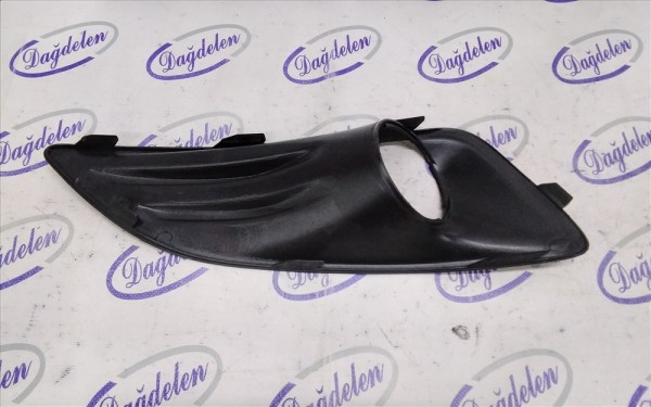 2013-2016 FİESTA SAĞ SİS ÇERÇEVESİ (YAN SANAYİ)