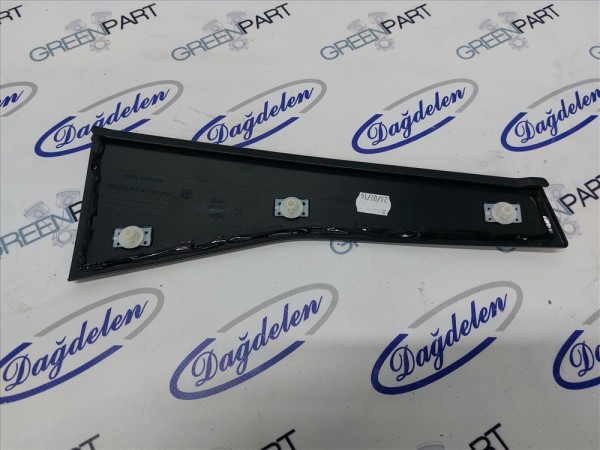 2009-2011 KUGA SOL ARKA KAPI DİREK BAKALİTİ