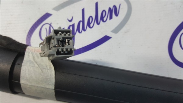 2018 FOCUS AMORTİSÖR BAGAJ KAPAĞI (ELEKTRİKLİ BAGAJ KAPAK ESTATE/STW) SAĞ	