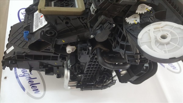 2011/2015 FOCUS KALORİFER KOMPLE(CİFT.KOM.OTOM)