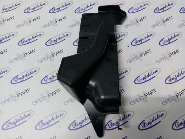 2018 FOCUS SAĞ ÖN ÇAMURLUK BRAKETİ