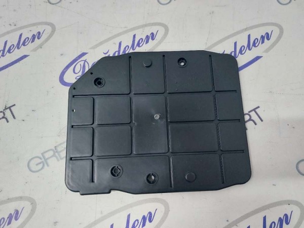 2008-2011 FOCUS BEYİN KUTU KAPAĞI (YAN SANAYİ)