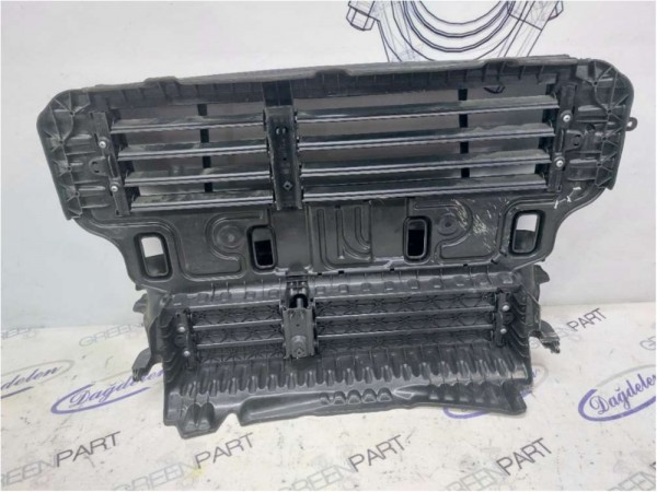 2015-2019 FOCUS 1.5 ECOBOST RADYATÖR IZGARASI (ÇIKMA)