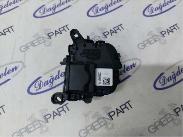 2018 FOCUS DİREKSİYON SAĞ TUŞ TAKIMI (ÇIKMA)