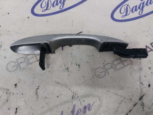 2018 FOCUS KAPI DIŞ AÇMA KOLU SAĞ ÖN ARKA  (ÇIKMA)