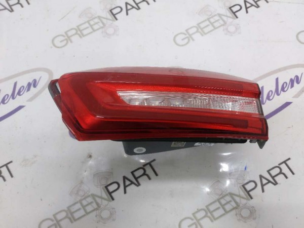 2018 FOCUS STOP LAMBASI SAĞ İÇ LEDLİ (ÇIKMA-HASARLI)