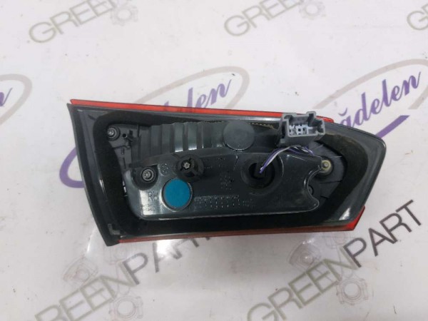 2018 FOCUS STOP LAMBASI SAĞ İÇ LEDLİ (ÇIKMA-HASARLI)