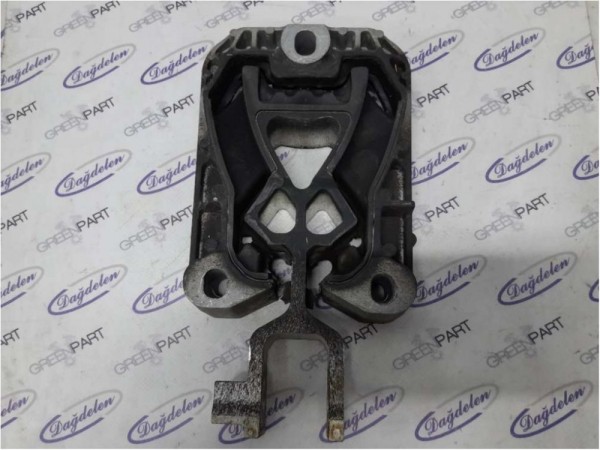 2018 FOCUS ŞANZIMAN ALT TAKOZU MANUEL (BENZİN-ÇIKMA)