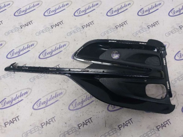 2020 KUGA SİS ÇERÇEVESİ SAĞ (ST/YAN SANAYİ)