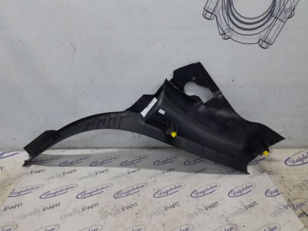 2018- FOCUS ARKA ÇAMURLUK SAĞ İÇ BAKALİT (ÇIKMA)