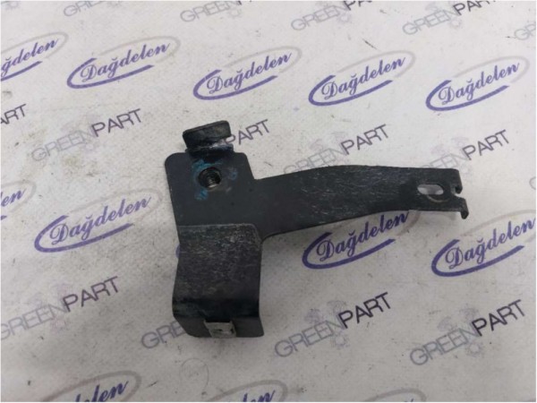 2018 FOCUS ÖN PANEL ALT BAĞLANTI SACI SAĞ (ÇIKMA)