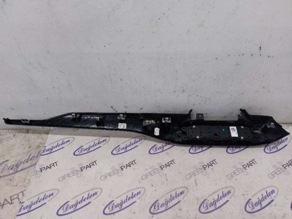 2020 KUGA ÖN TORPİDO ELEKTRONİK PANEL CITASI (KOMPLE/ÇIKMA)