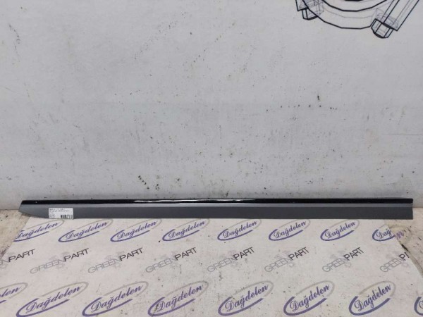 RENAULT CLİO 5 ÖN KAPI BANDI SAĞ (ÇIKMA)