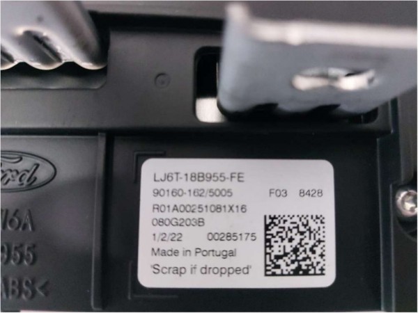 2020 KUGA RADYO/MEDYA EKRAN (ÇIKMA)