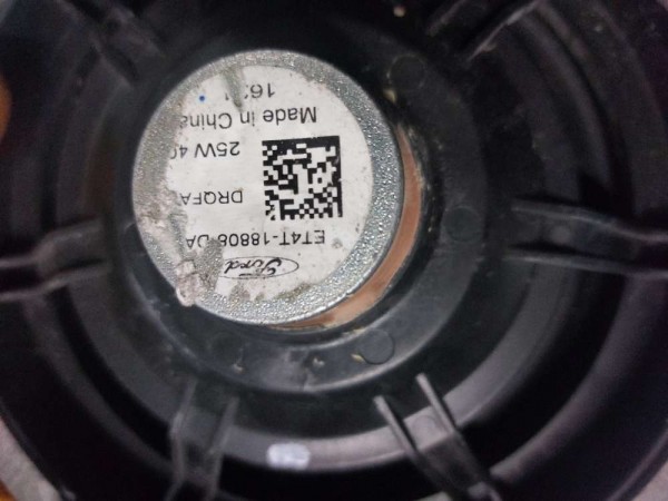 2020 KUGA SAĞ ARKA KAPI HOPARLÖRÜ (ÇIKMA-HASARLI)