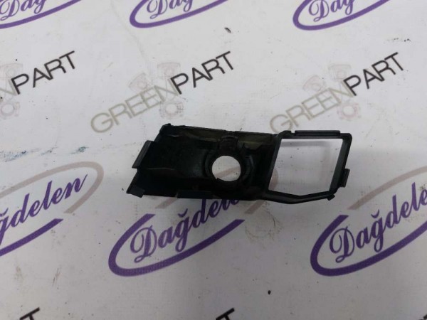 2023 FOCUS PARK SENSÖR YUVASI SAĞ (ÇIKMA)