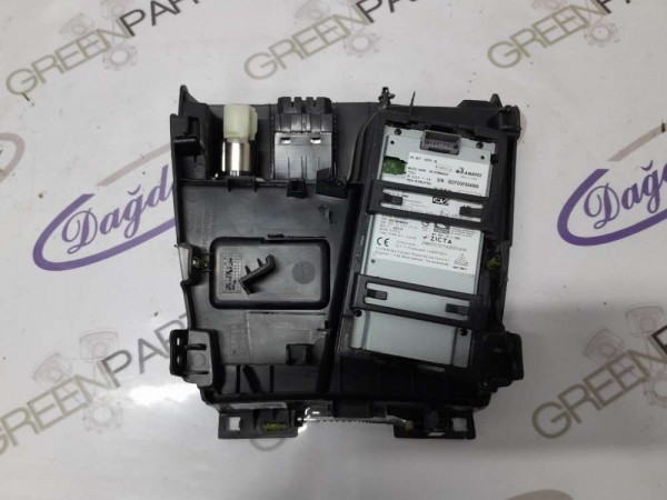 2020 FOCUS ORTA KONSOL KUTUSU (ÇIKMA)