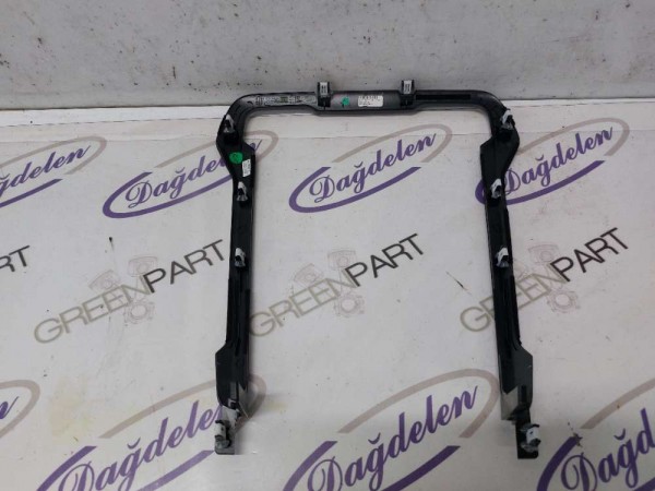 2015 MONDEO ORTA KONSOL EKRAN ÇERÇEVESİ (ÇIKMA)