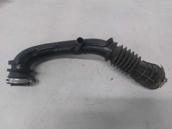 2018 FİESTA HAVA FİLTRE HORTUMU (ÇIKMA)