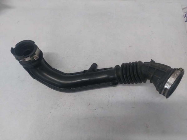 2018 FİESTA HAVA FİLTRE HORTUMU (ÇIKMA)