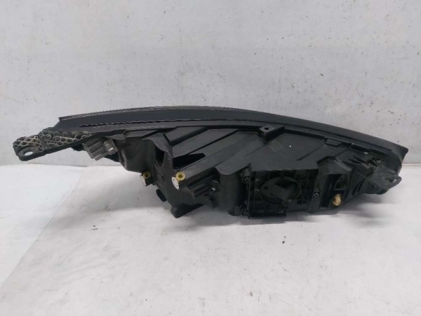 2020 FOCUS SOL ÖN FAR (ÇIKMA-LED HASARLI/İ)