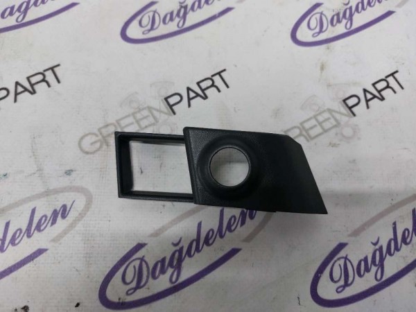 2023 FOCUS PARK SENSÖR YUVASI SAĞ