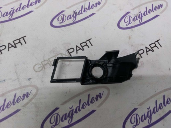 2023 FOCUS PARK SENSÖR YUVASI SAĞ