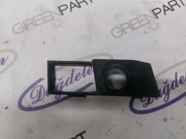 2023 FOCUS PARK SENSÖR YUVASI SAĞ (ÇIKMA)