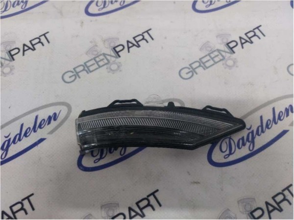 2018 FİESTA AYNA SİNYALİ SAĞ