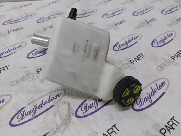 2018 FİESTA FREN HİDROLİK BİDONU (ÇIKMA)