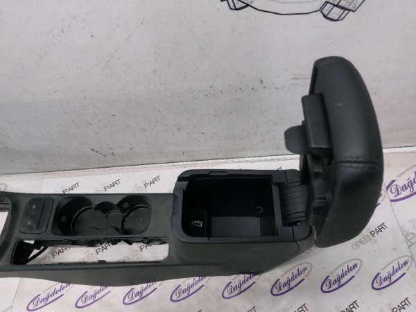 2018 FİESTA ARA KONSOL (ÇIKMA)