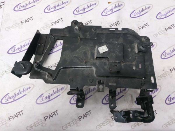 2018 KUGA MOTOR BEYİN TUTUCU SACI (ÇIKMA)