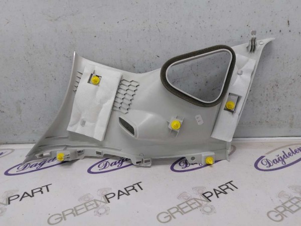 2018- FİESTA ARKA ÇAMURLUK ÜST BAKALİT SAĞ (ÇIKMA)