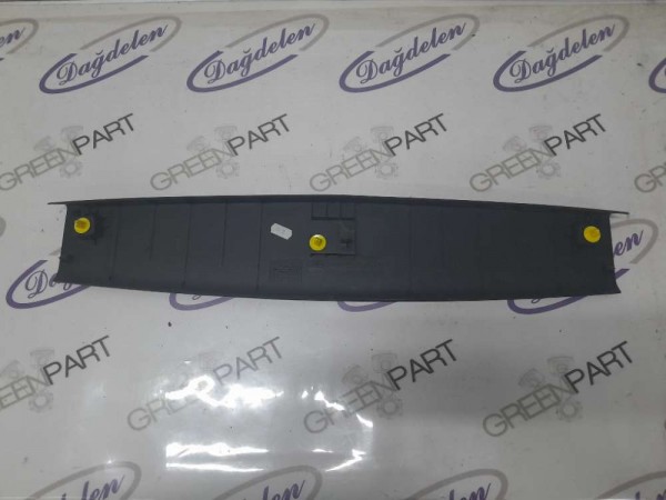 2018- FİESTA BAGAJ KAPAK İÇ DÖŞEME ÜST BAKALİT (ÇIKMA)