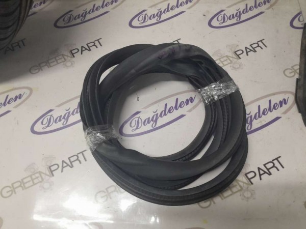 2018- FİESTA KAPI İÇ FİTİLİ SAĞ ÖN (ÇIKMA)