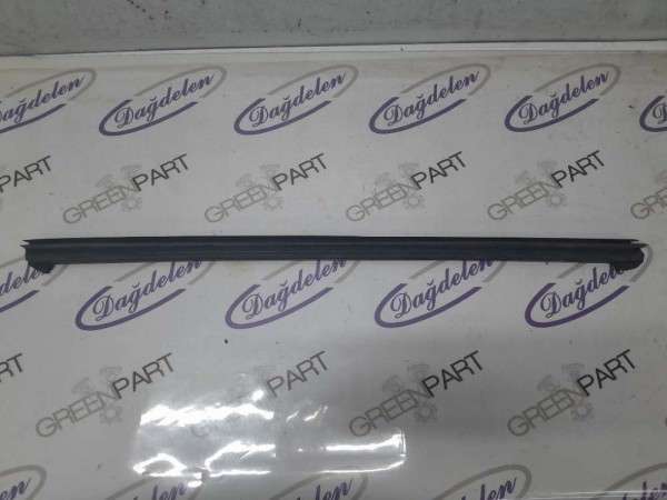 2018- FİESTA CAM SIYIRCI İÇ FİTİL SAĞ ÖN (ÇIKMA)