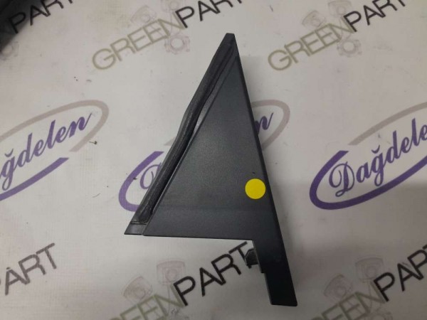 PUMA SAĞ ARKA KAPI ÜÇGEN BAKALİTİ (ÇIKMA-HASARLI)