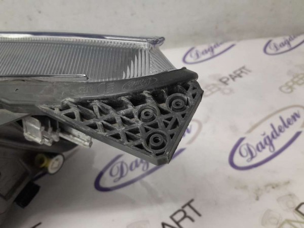 2023- FOCUS SAĞ FAR (SERVİS İADESİ)