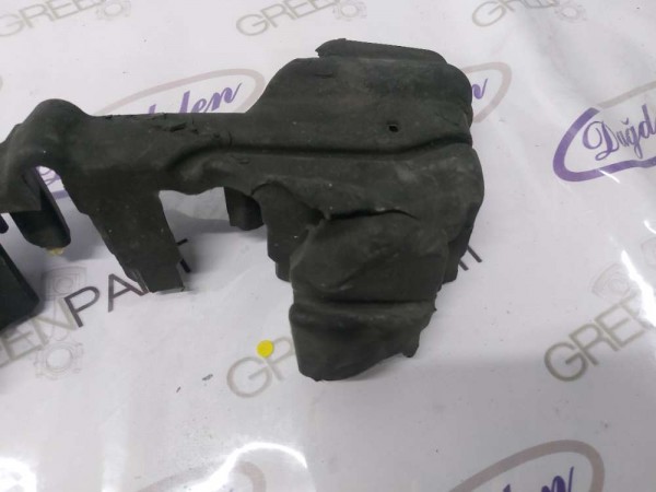 2020 KUGA BOBİN ÜST SÜNGERİ KAPAK (ÇIKMA)