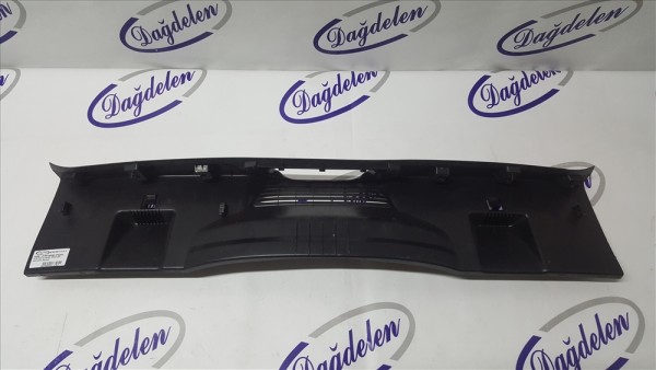 2018 FOCUS PANEL ARKA ÜST KAPLAMA BAKALİTİ (SEDAN)