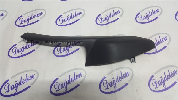 2018 FOCUS SOL ÖN KAPI İÇ TUTAMAK ALT BAKALİT